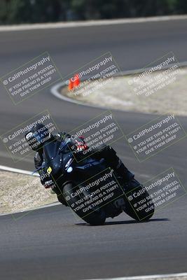 media/Sep-21-2025-TrackDaz (Sun) [[277c75b276]]/C Group/1140pm (Turn 3)/